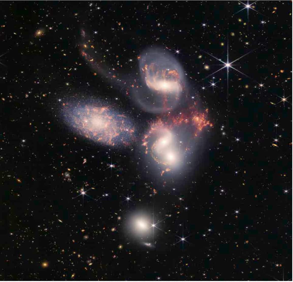 O Quinteto de Stephan é um grupo compacto de galáxias em interação