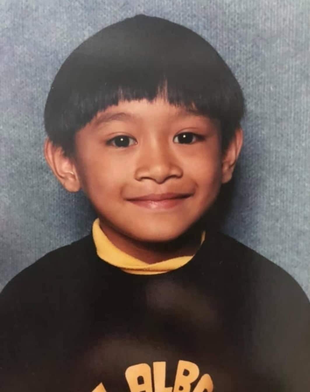 Manny sison, paper art