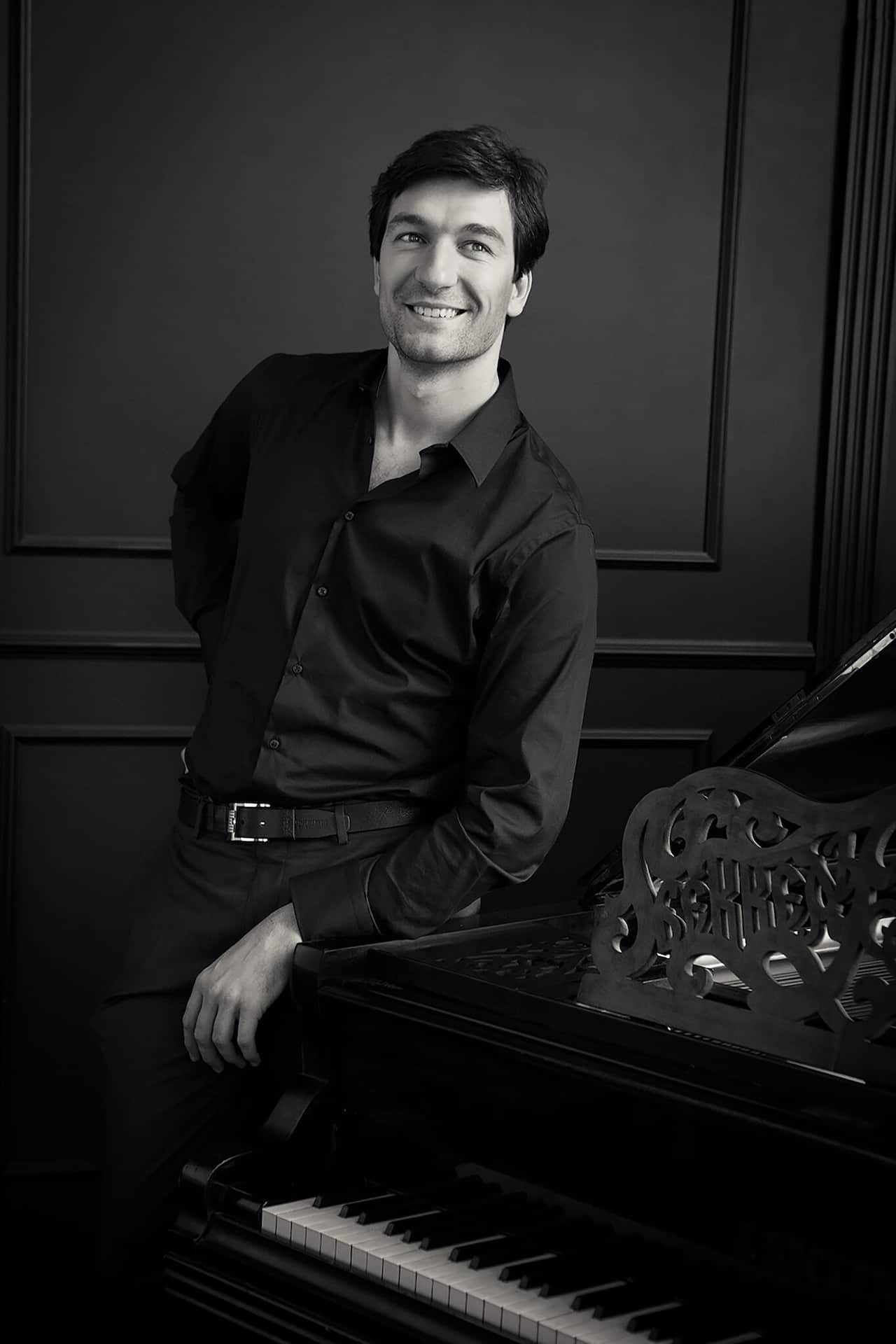 Konstantin Shamray 