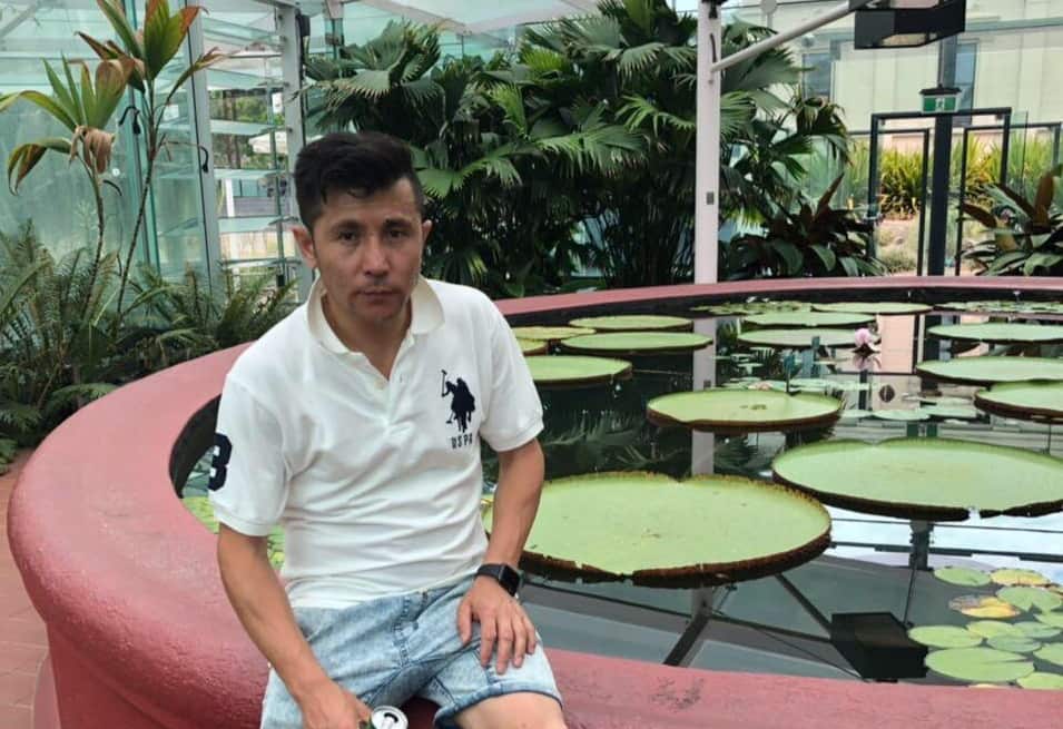 An Afghan citizenship applicant