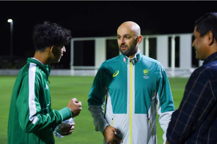 Shrey is seen taking cricketing tips from Australian spinner Nathan Lyon.