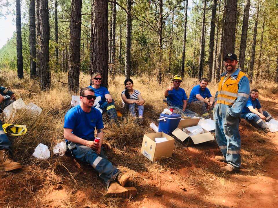 Toowoomba girl Radhika Bhardwaj preps 800 lunch & mango lassi for exhausted firefighters