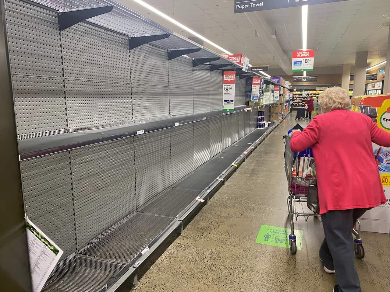 超市衛生紙再被搶購一空