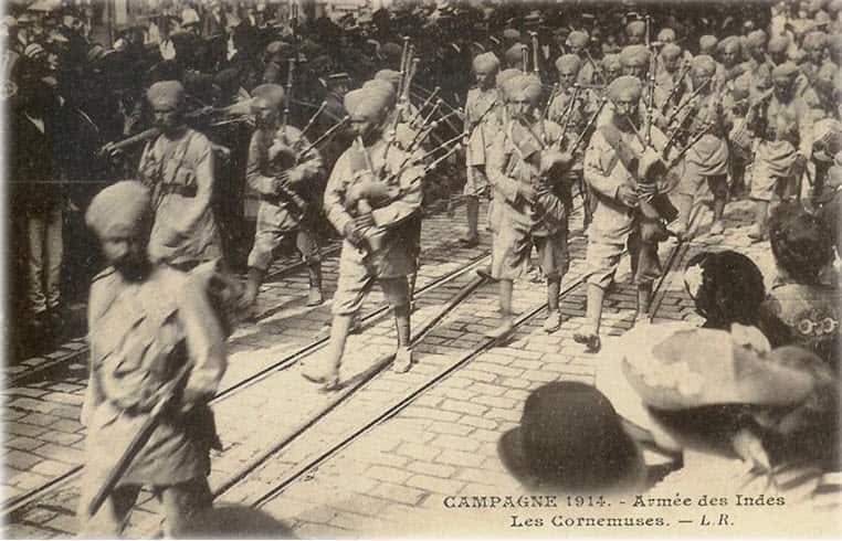 Sikh bagpipers in 1914