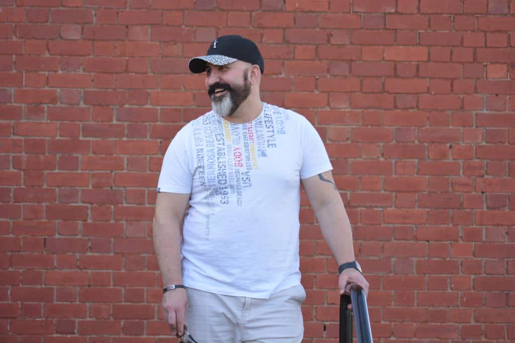 Singer Qays Al Ghareeb