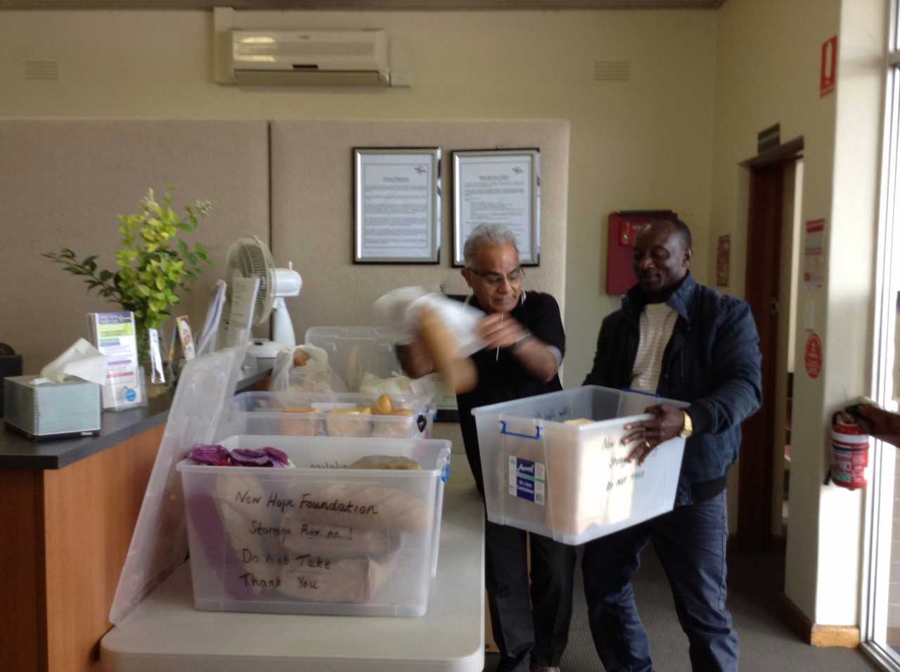 Bread delivery, from bakeries to the underprivileged