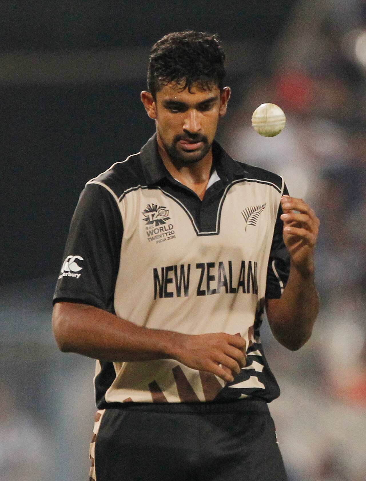 New Zealand's Ish Sodhi prepares to bowl during a their match against Bangladesh at the ICC World Twenty20 2016 cricket tournament in Kolkata, India, Saturday, March 26, 2016. (AP Photo/Bikas Das)