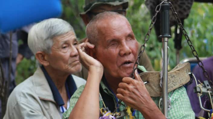 " Bên Nhau Đi Suốt Cuộc Đời"