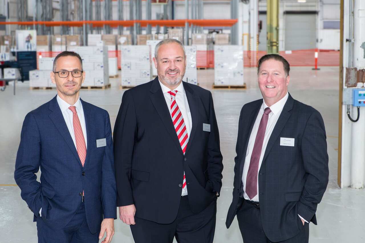 Marc Sheldon, Christoph Ostermann (CEO of sonnen) und Nathan Dunn, Managing Director of Asia Pacific and Australia