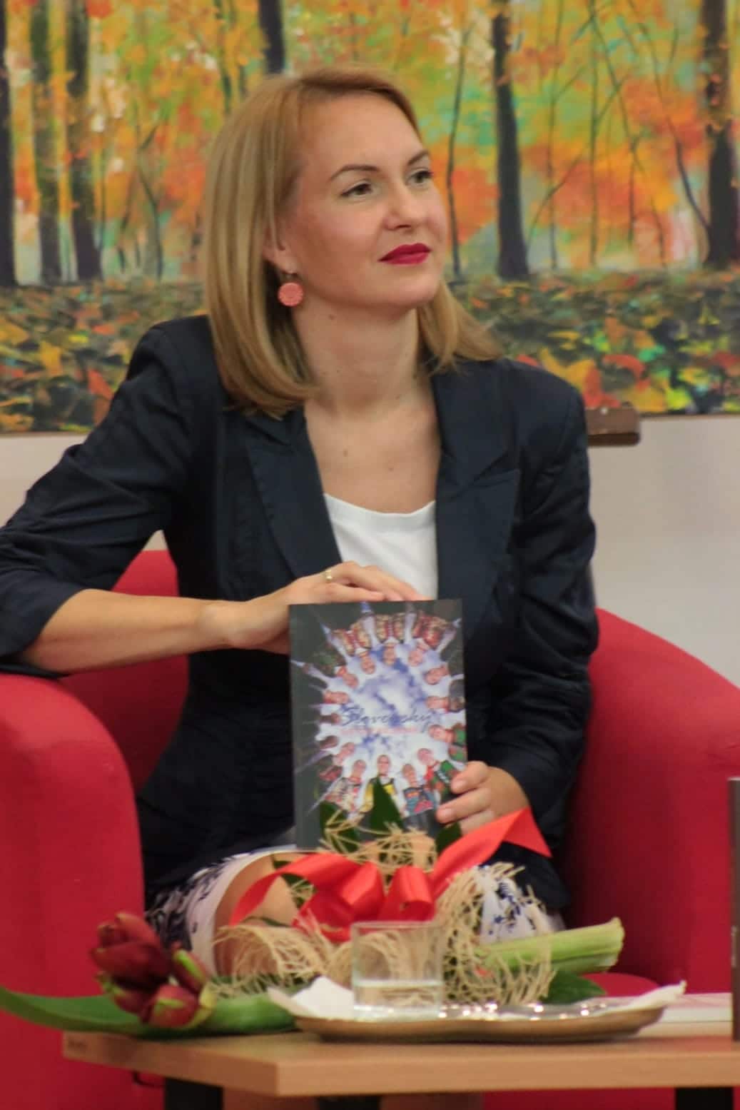 Katarína Mosnáková Bagľašová s tretím ročníkom Slovenského svetového kalendára