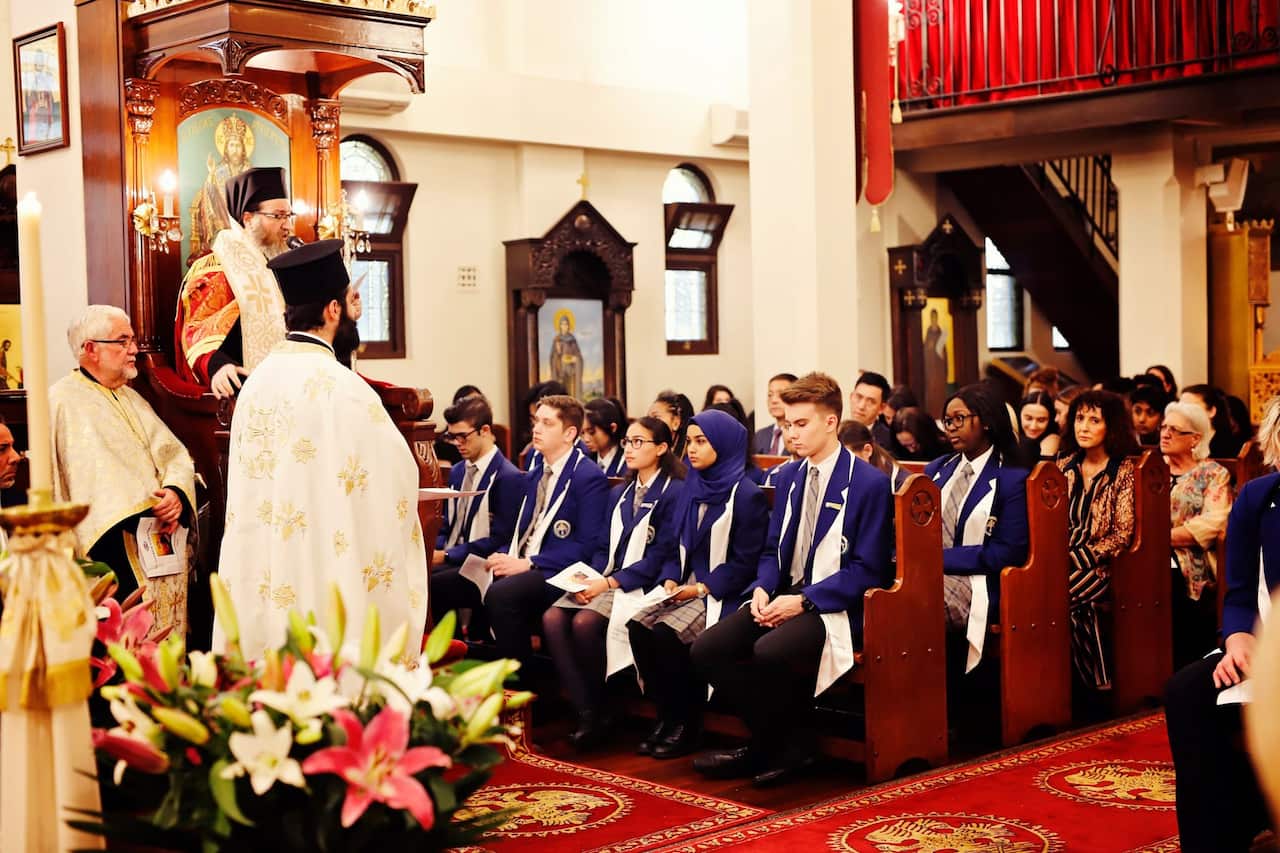 St Andrews Grammar School students. 