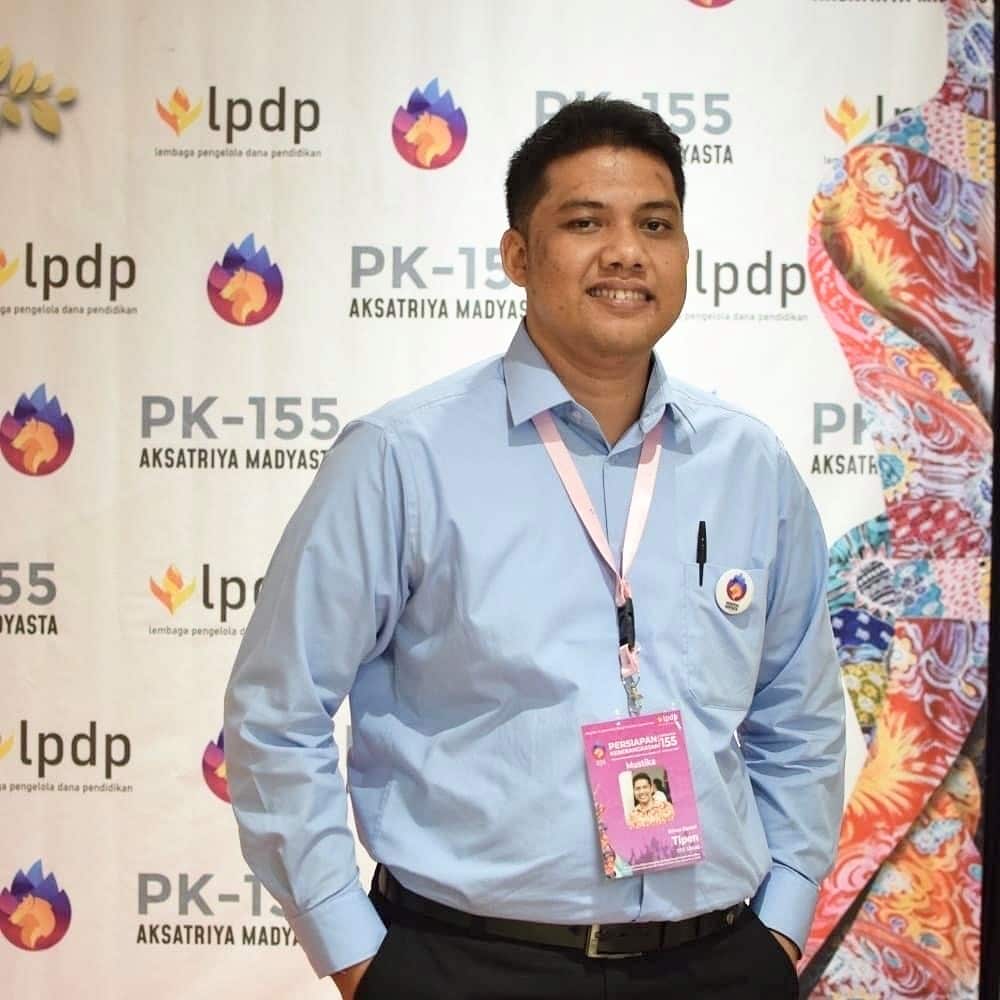Membangun jaringan internasional