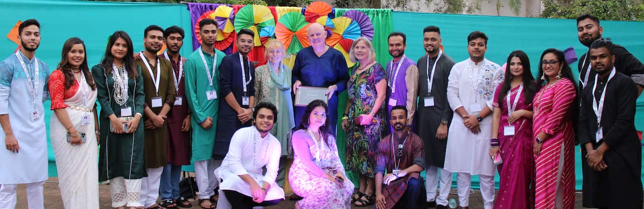 ডারউইনে বাংলাদেশি কমিউনিটির মেলার আয়োজকদের একাংশ 