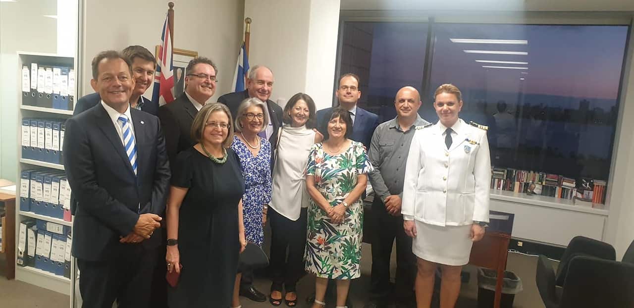 Το Περθ ήταν ο πρώτος σταθμός του Υφυπουργού Εξωτερικών, Τέρενς Κουίκ, στην Αυστραλία