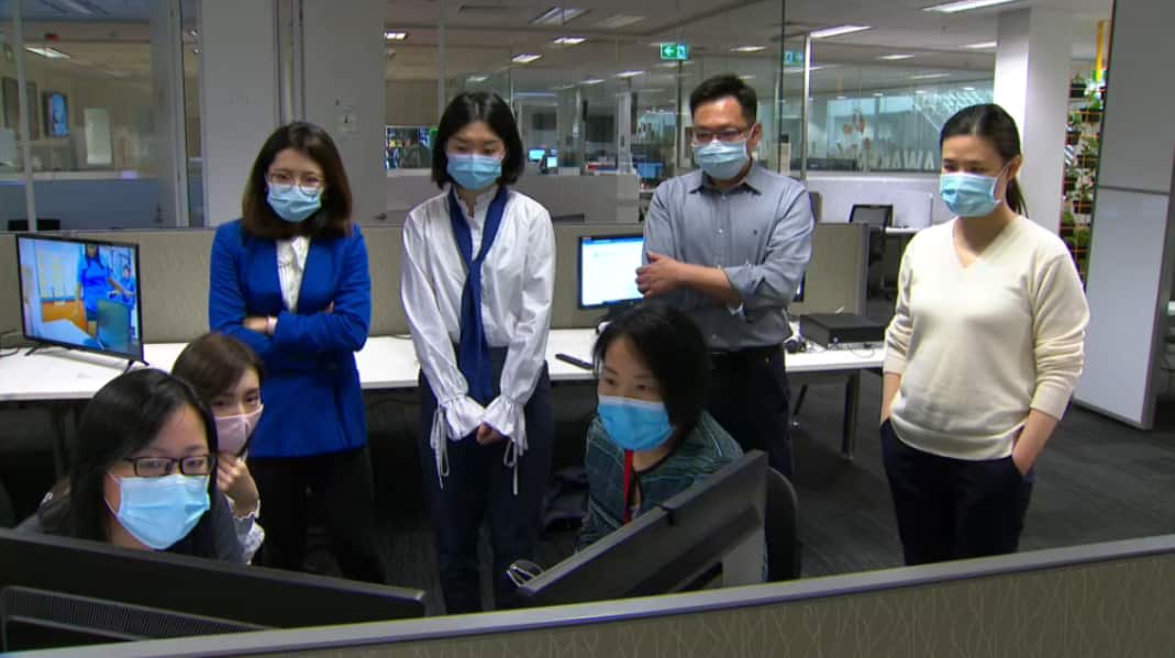 SBS Mandarin TV News team