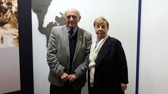 Volunteers Themis and Sofia Borobokas.