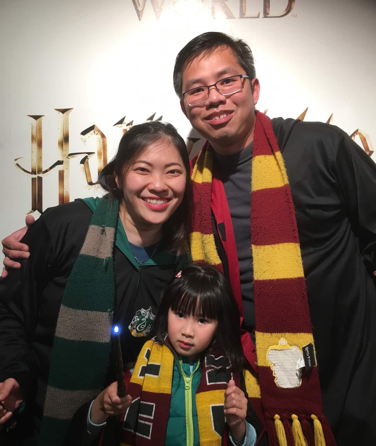 Thư Nguyễn cho biết cô luôn áp dụng các quy tắc an toàn khi từ bệnh viện trở về nhà để bảo vệ cho gia đình.