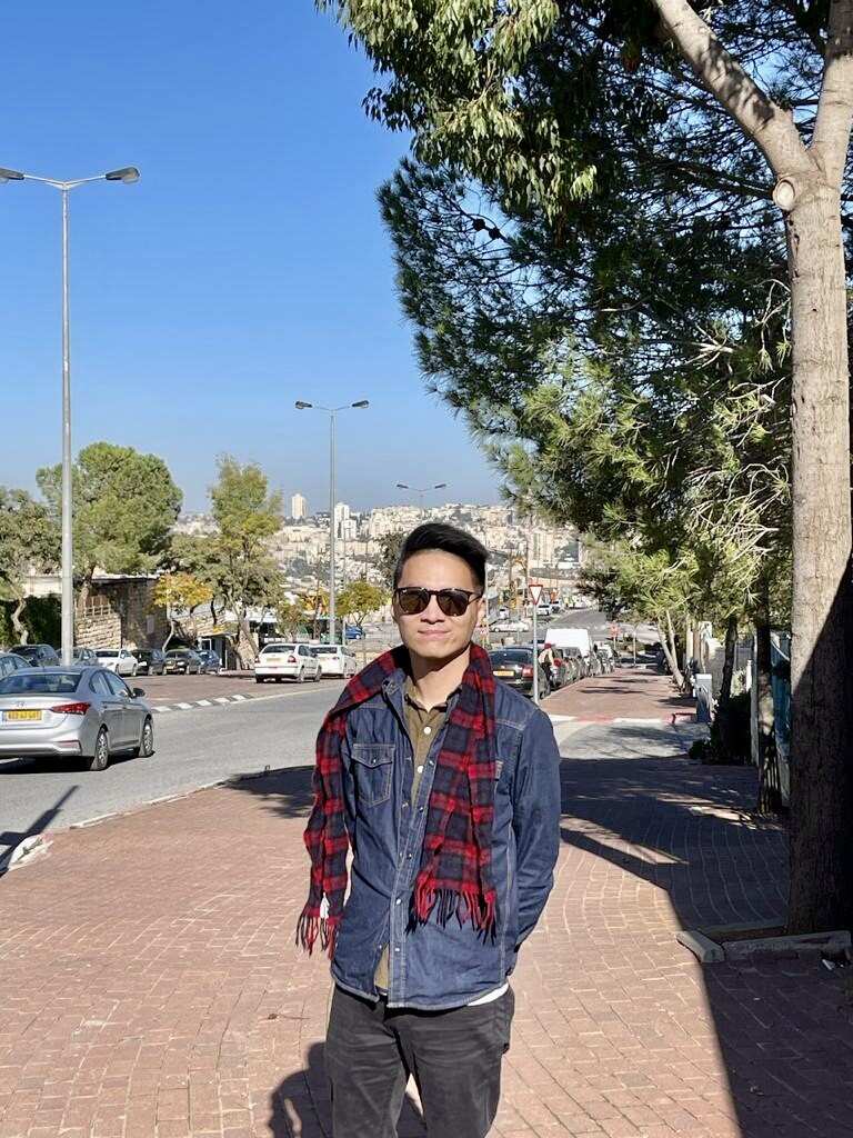 現時在以色列特拉維夫修讀「國際衝突管理」的香港學生張琦