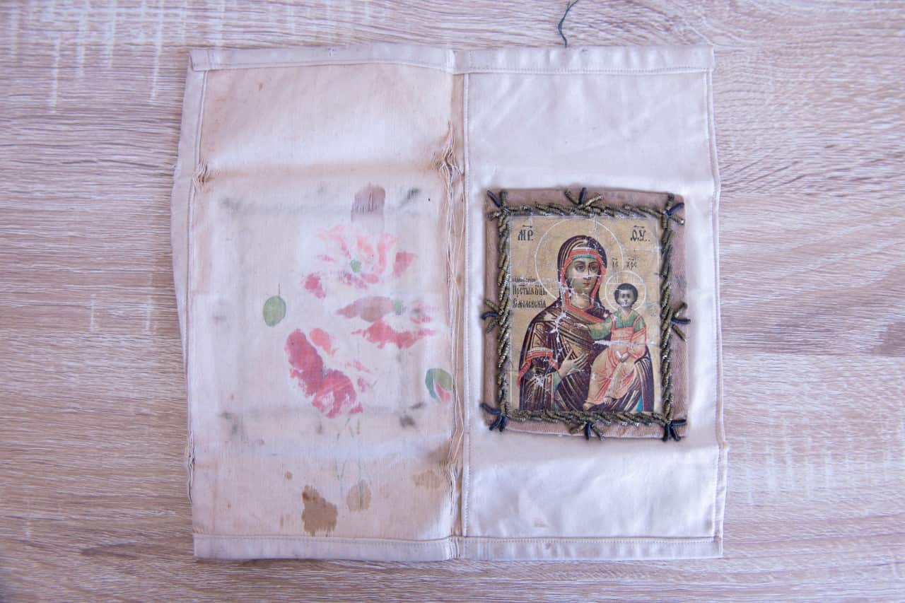 Ekaterina Shipova-Bell brought from Russia an old handmade icon.