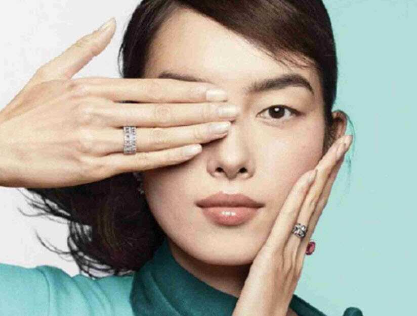 Tiffany removes advert over Hong Kong controversy