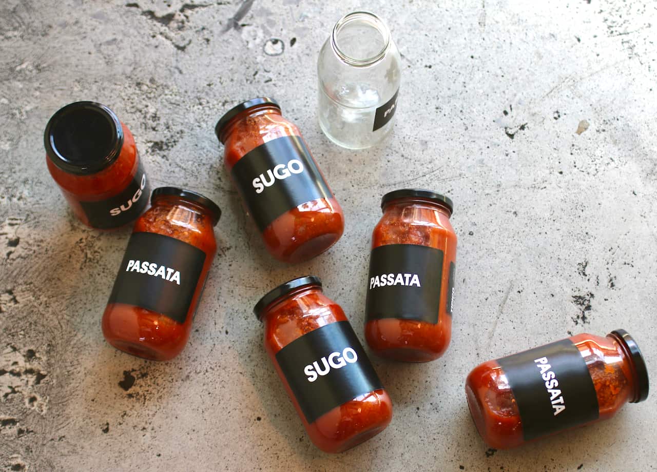 Passata e sugo, i condimenti base della cucina italiana
