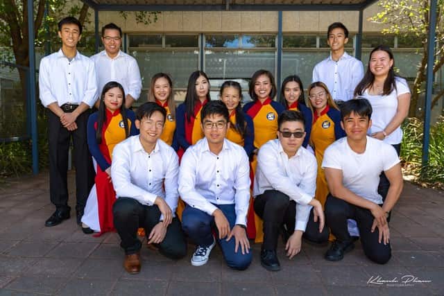 Toàn thể giáo viên Việt Toán của Trường Việt ngữ Cộng đồng Nam Úc