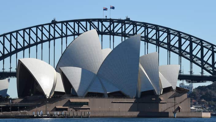 One new community COVID-19 case recorded in NSW as authorities hunt mystery source of infection