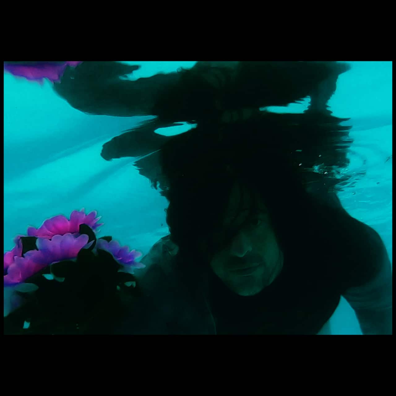 La copertina di 'Tu non mi manchi'