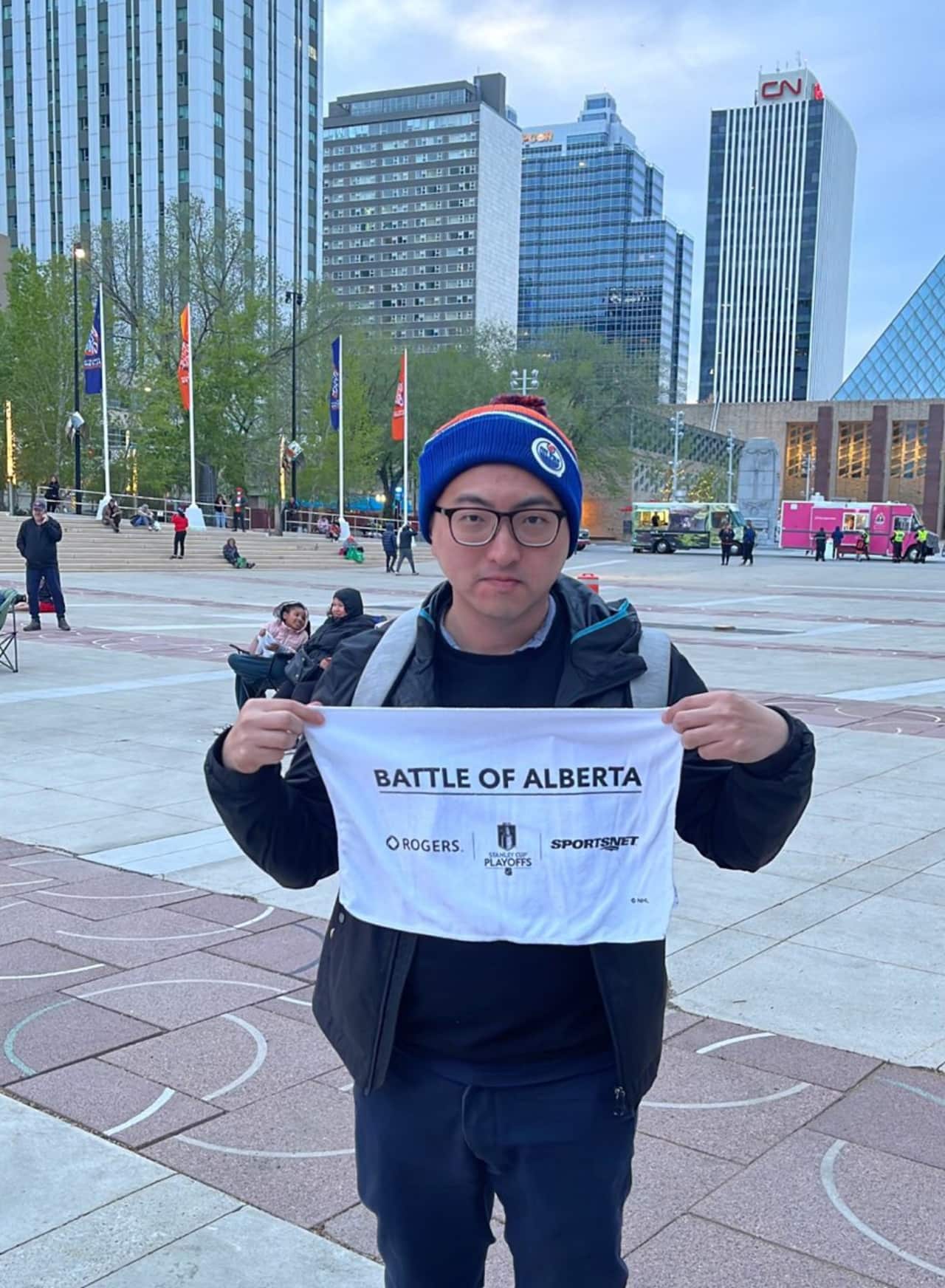 阿謙觀戰加拿大冰球聯賽亞省打吡，融入當地生活。