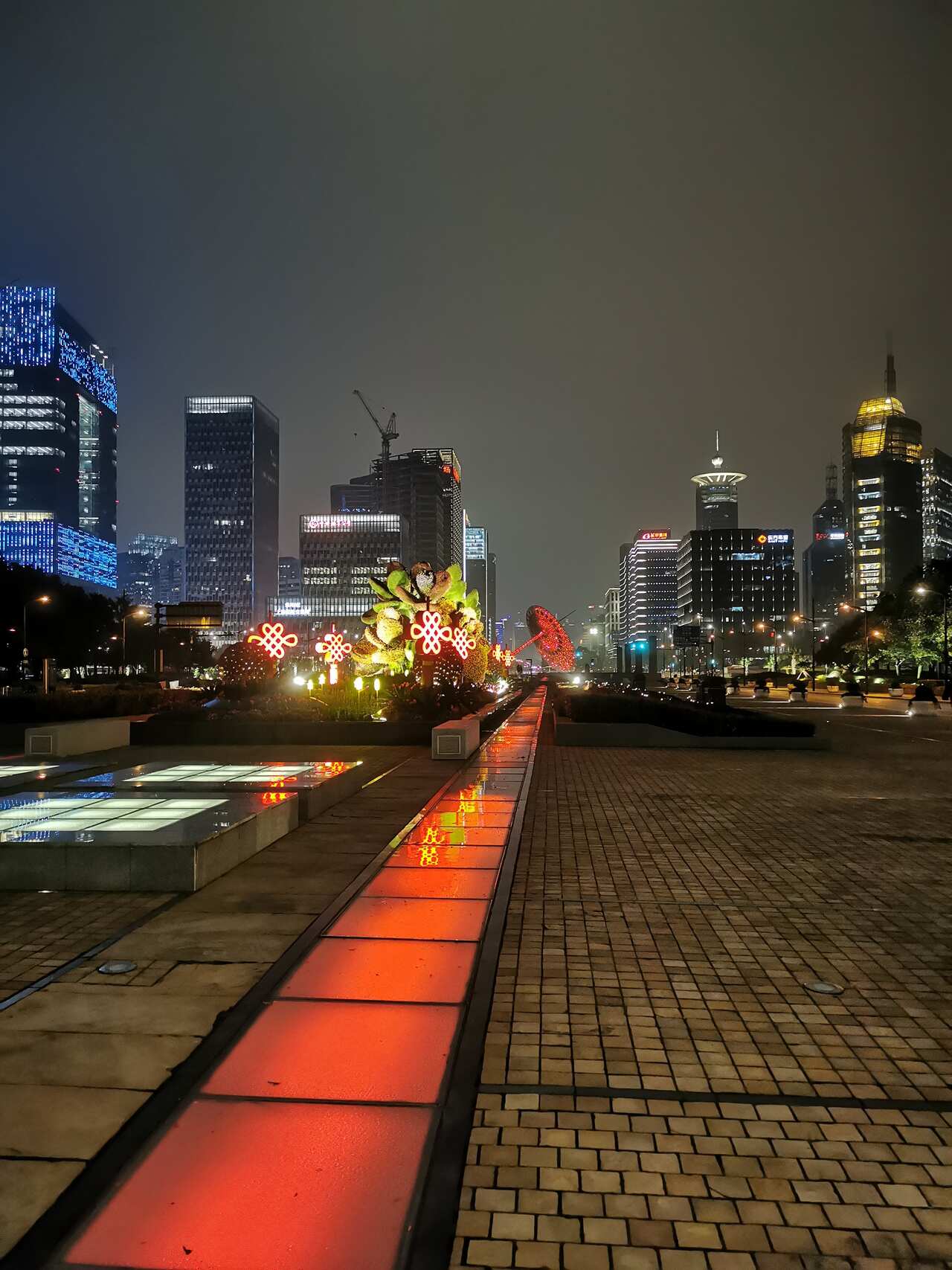 empty streets during Shanghai Pudong lockdown in March 2022