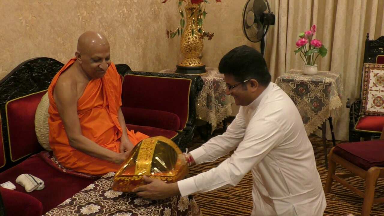 Ven. Warakagoda Gnanarathana from Asgiri Chapter_Udaya Gammanpila