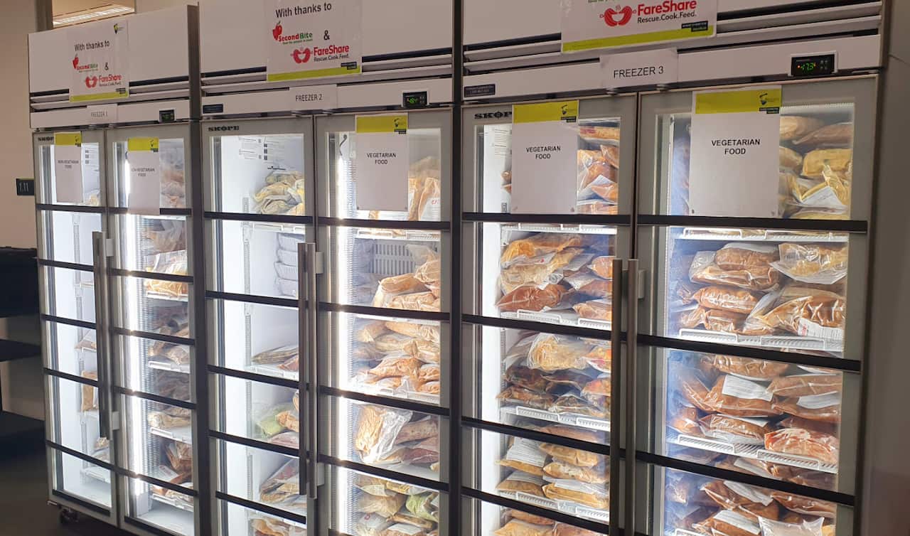 “Students, please come pick cooked food, pantry items and fresh veggies from Uni campus”