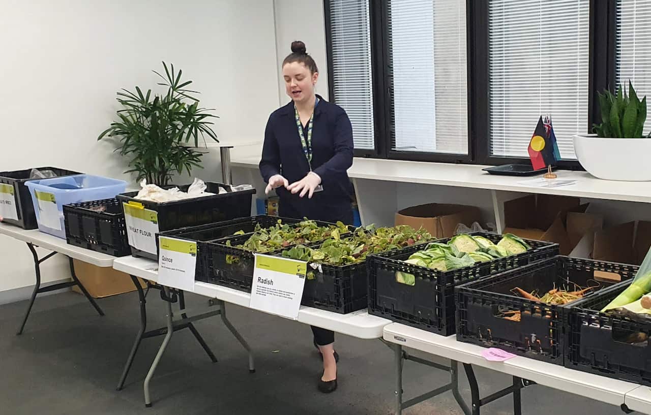 “Students, please come pick cooked food, pantry items and fresh veggies from Uni campus”