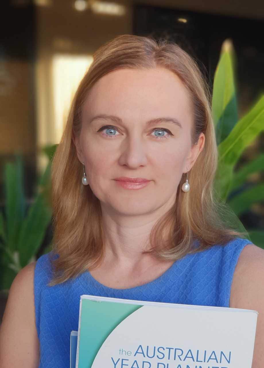 TATIANA DAVYDOVA EDUCATION CONSULTANT