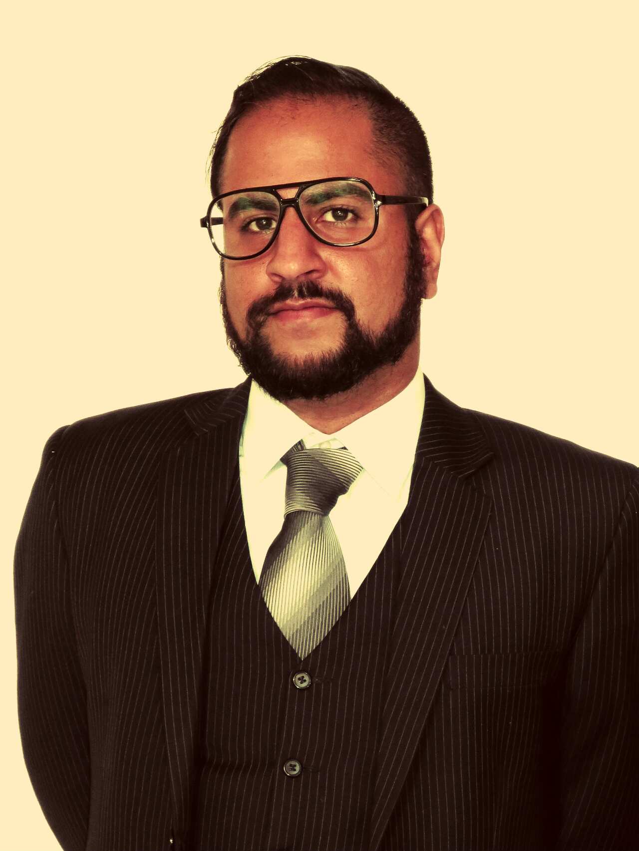 usman_chohan_corporate_mid.jpg