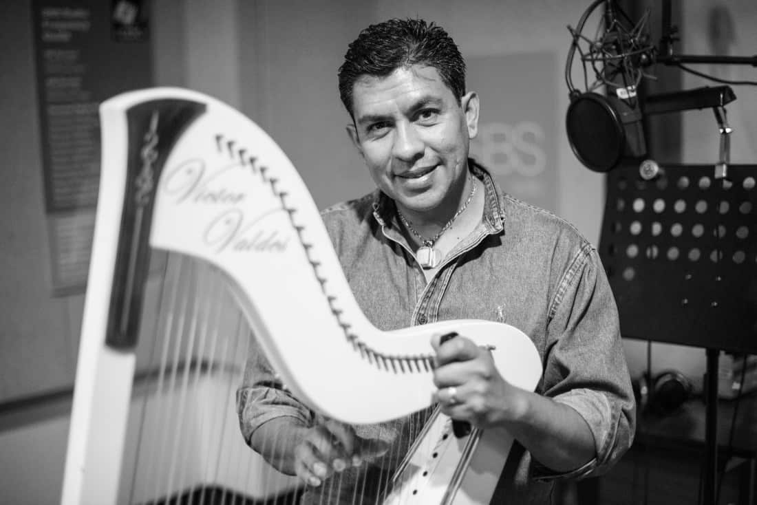 Victor Valdes in SBS Radio studios