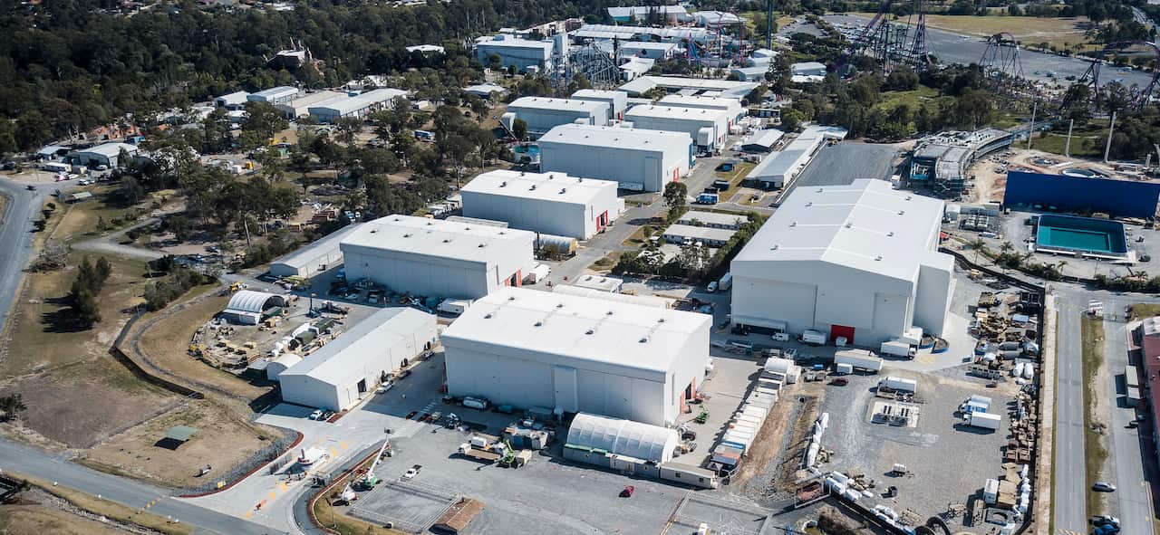 Un'immagine aerea dei Village Roadshow Studios, commissionati nel 1986 da Dino De Laurentiis e costruiti ad Oxenford, sulla Gold Coast