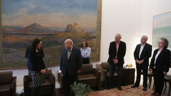 Νικόλαος Βούτσης και Kate Logan