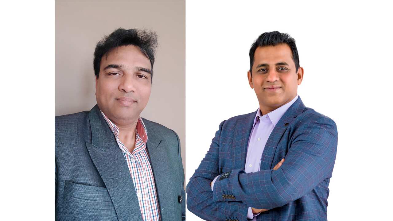 Dr IKM Mokhtarul Wadud (L), President and Mizan Rahman (R), CEO, Royal Bengal Sports Club, Melbourne.