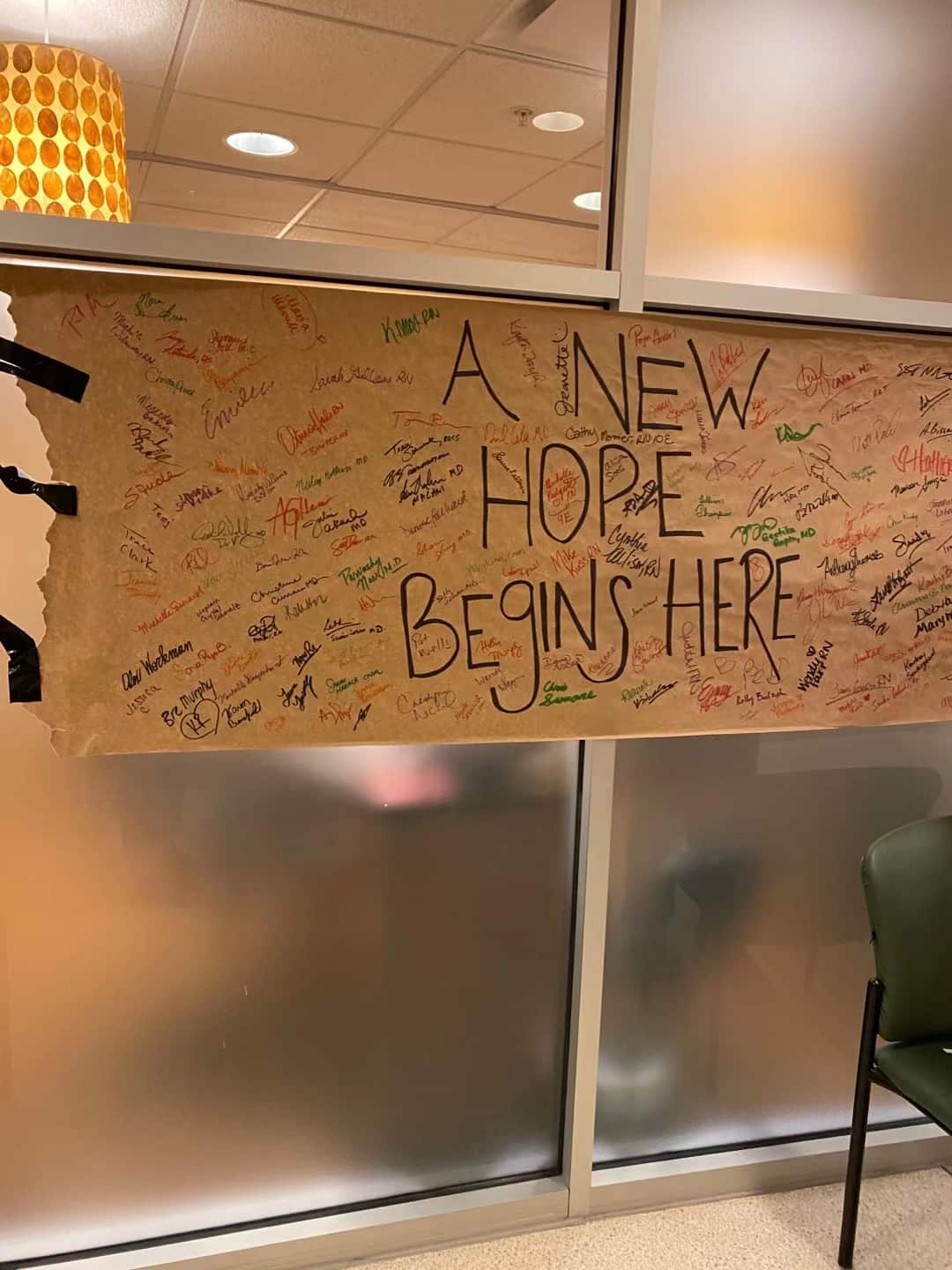 美国注册护士Alice Wei接种疫苗