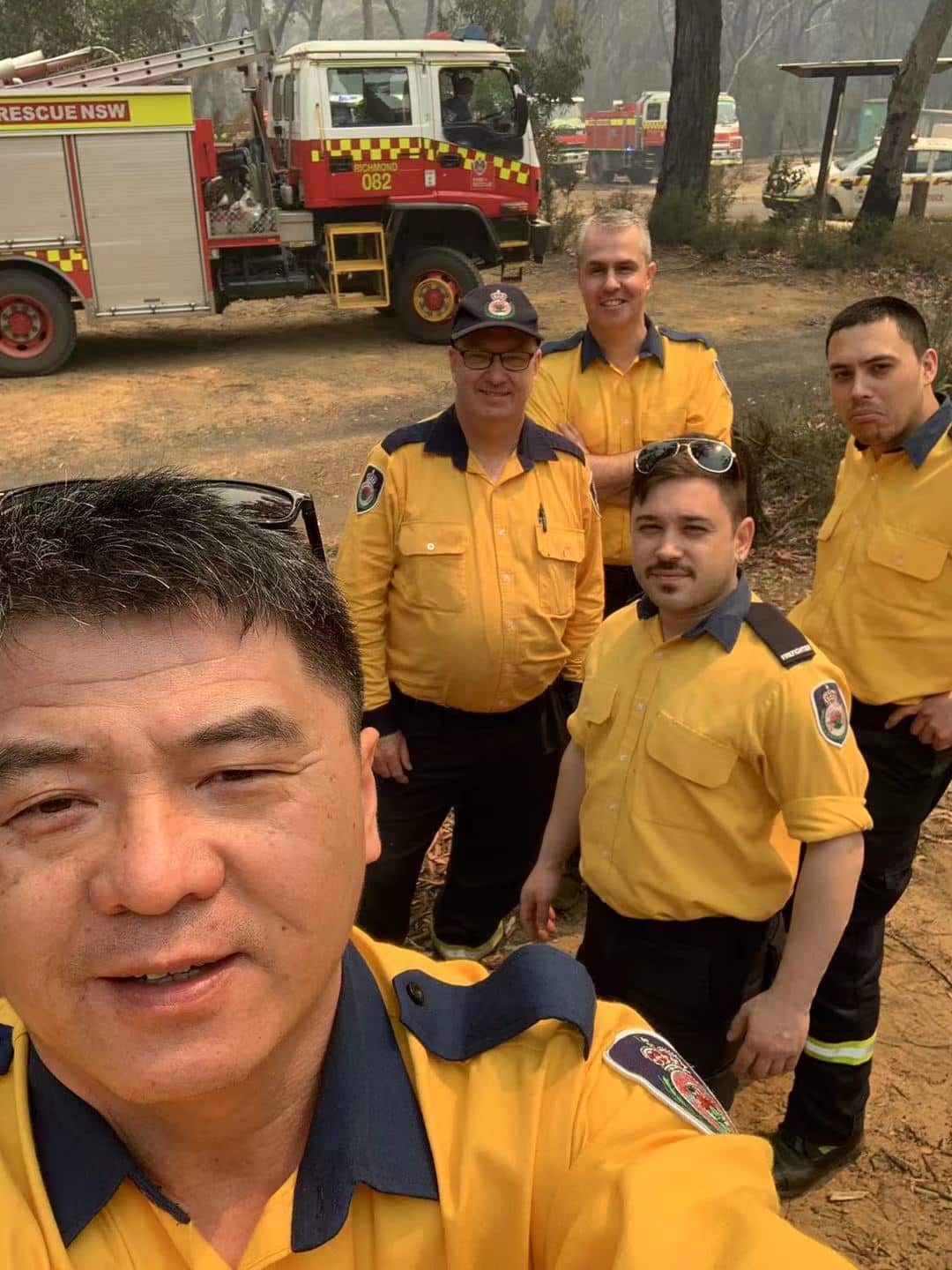 新州SES志愿者高勤和伙伴们