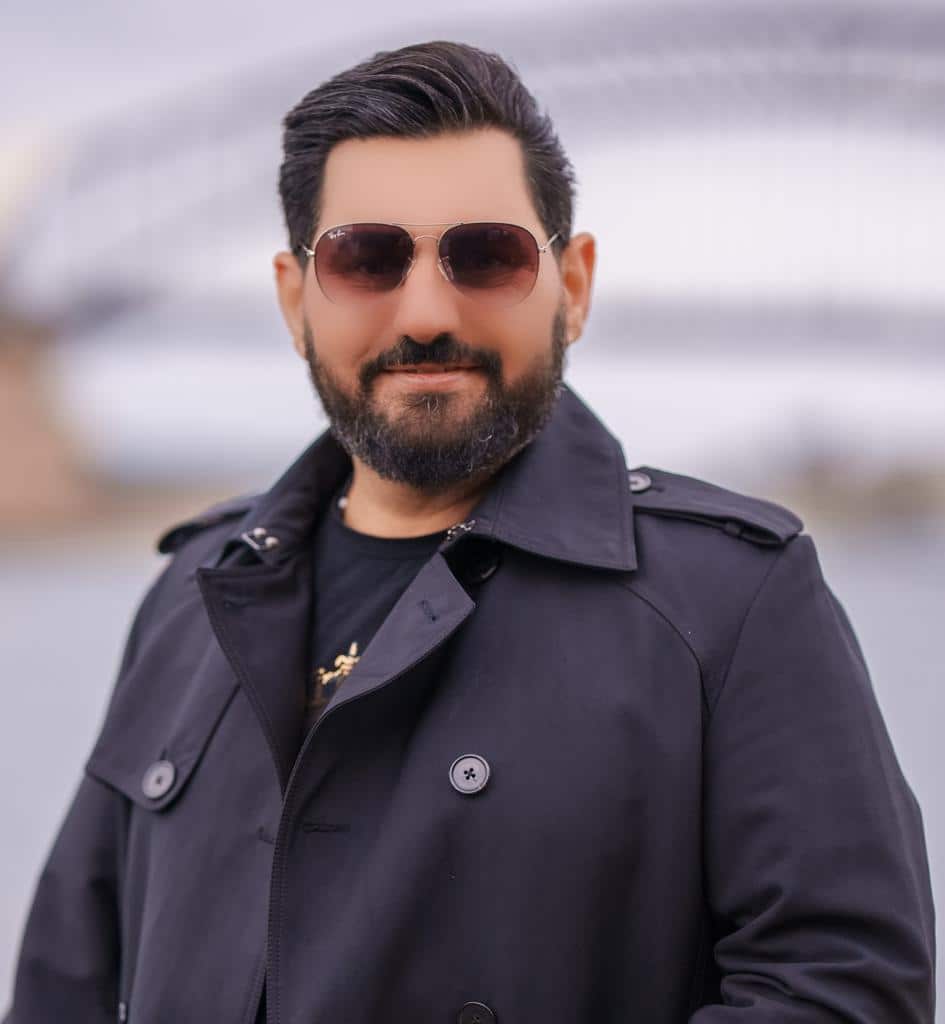 Singer Wajdi Alasheq