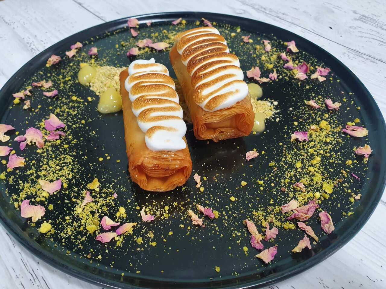 lemon meringue lady's arms