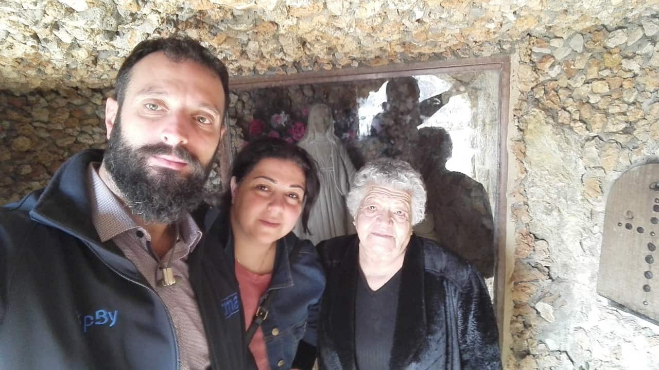 Giena and her husband with her aunt