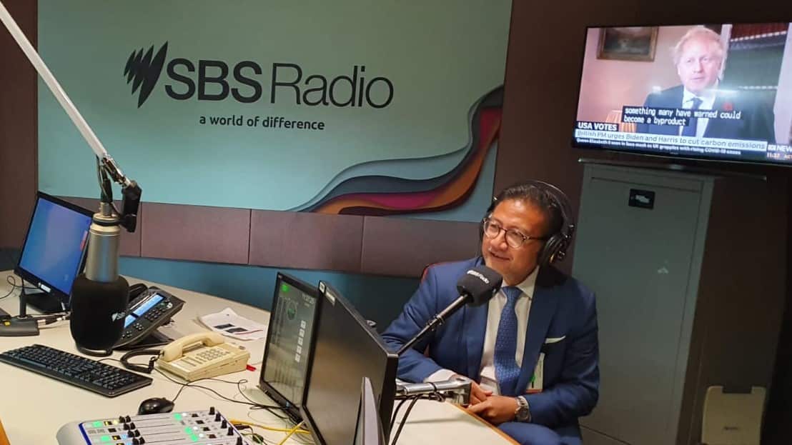 Indonesian Ambassador HE Mr Kristiarto Legowo in the studio of SBS Radio 