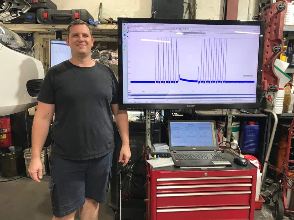 Depois de dois anos de Austrália, Leandro Klauck tentou e conseguiu ser residente permanente a partir da profissão de mecânico.