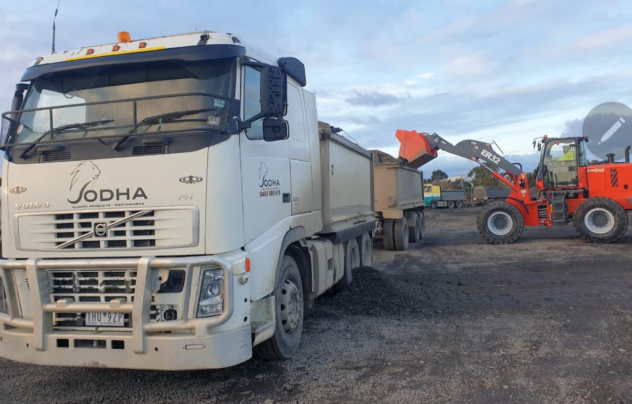 Construction shutdown Melbourne