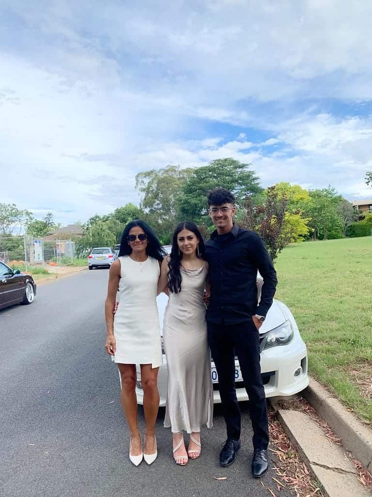 Samar El Hassan with her children.