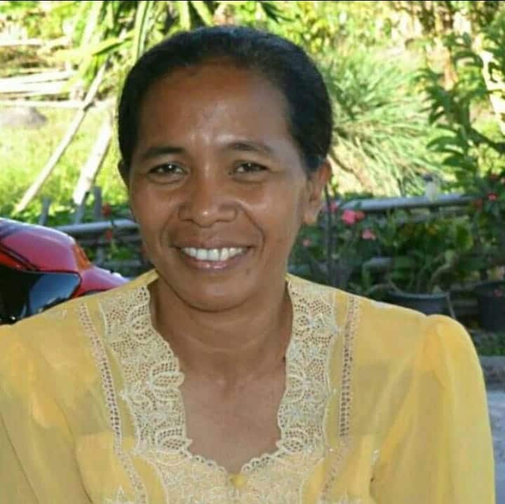 Gabriela Uran, Direktur Yayasan Komodo Indonesia Lestari