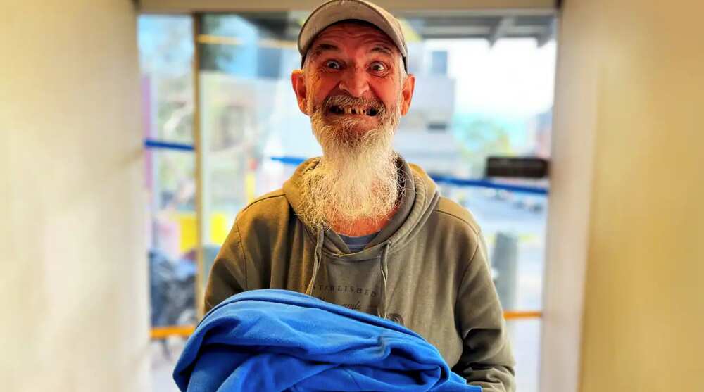 toy and clothes library